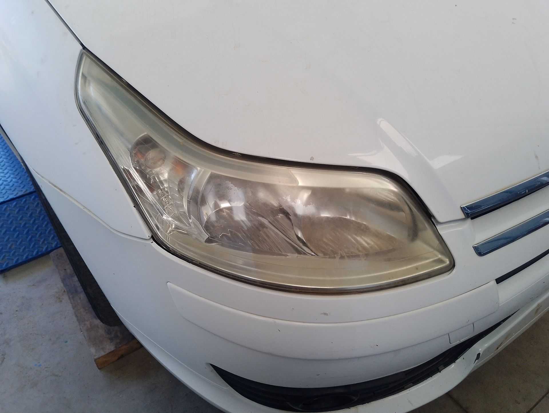 Recambio de faro derecho para citroën c4 coupé (la_) 1.6 16v referencia OEM IAM 6206L4  