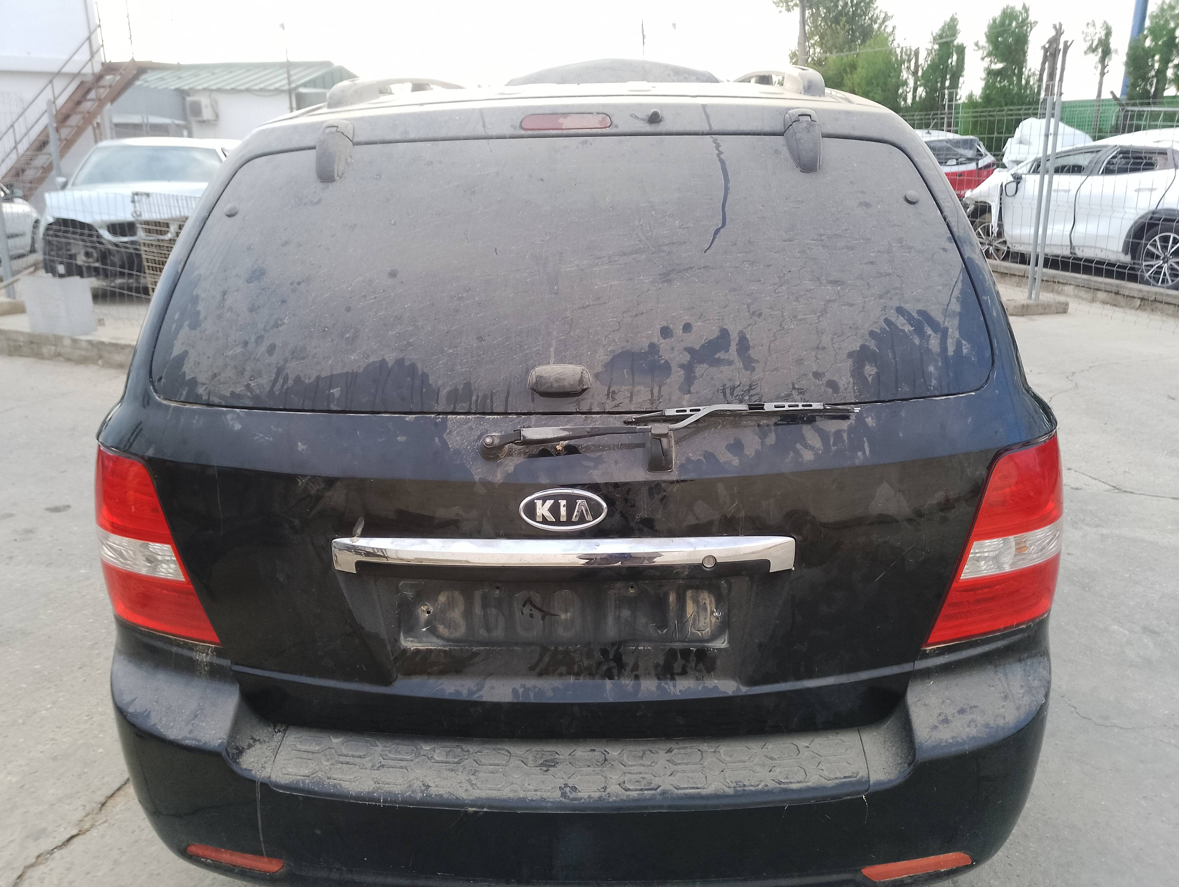 Recambio de porton trasero para kia sorento 2.5 crdi active referencia OEM IAM   
