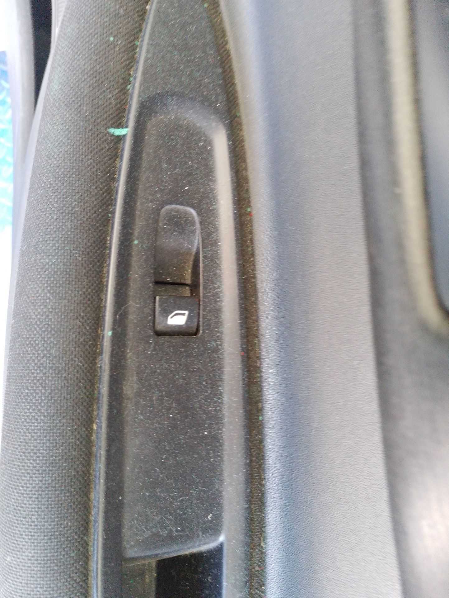 Recambio de mando elevalunas delantero derecho para citroën c4 coupé (la_) 1.6 16v referencia OEM IAM   