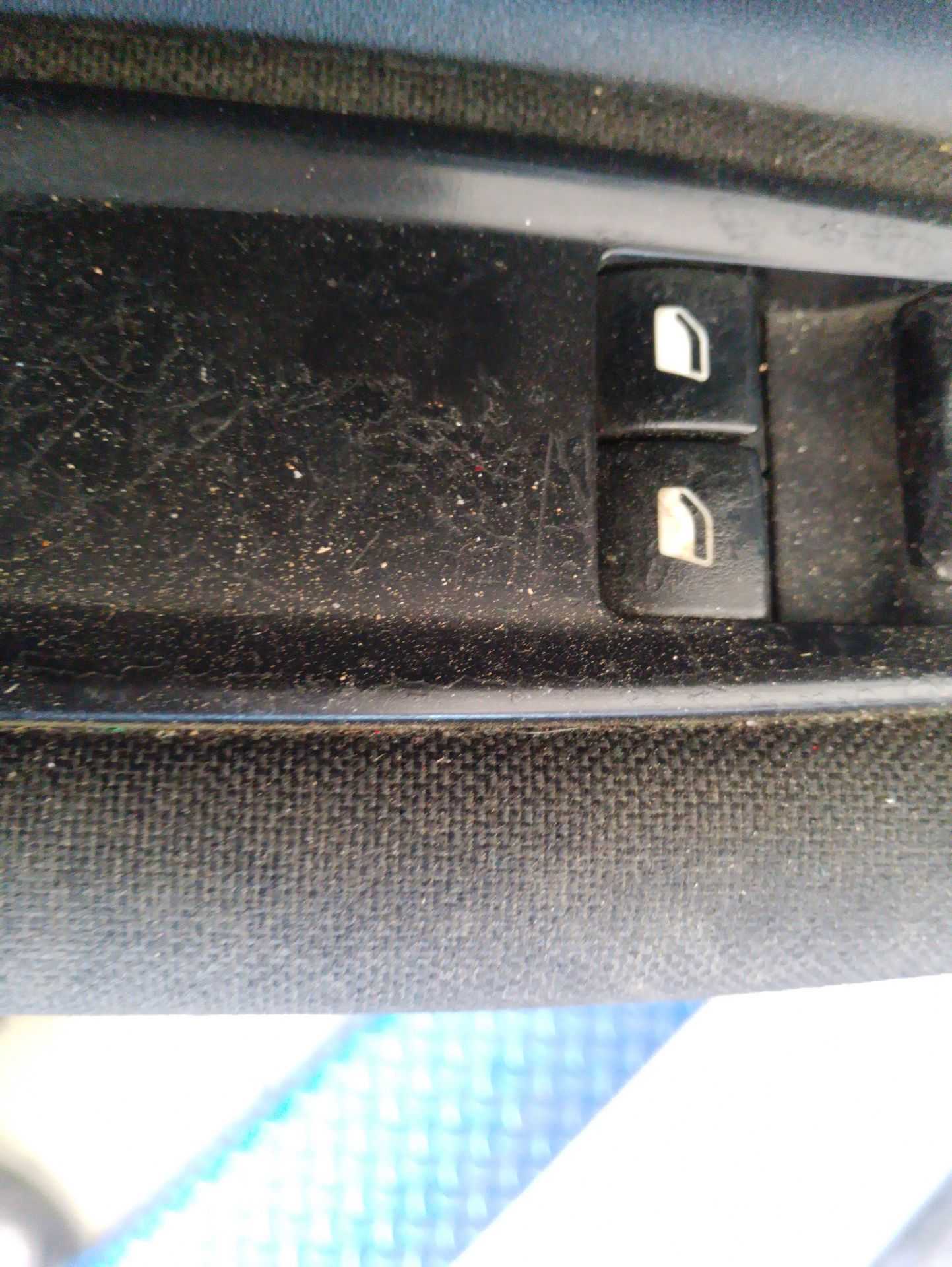 Recambio de mando elevalunas delantero izquierdo para citroën c4 coupé (la_) 1.6 16v referencia OEM IAM   