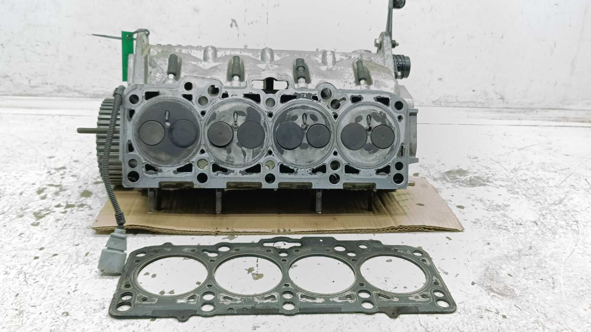 Recambio de culata para volkswagen golf v (1k1) 1.9 tdi referencia OEM IAM 038103267E / 03G103351C  