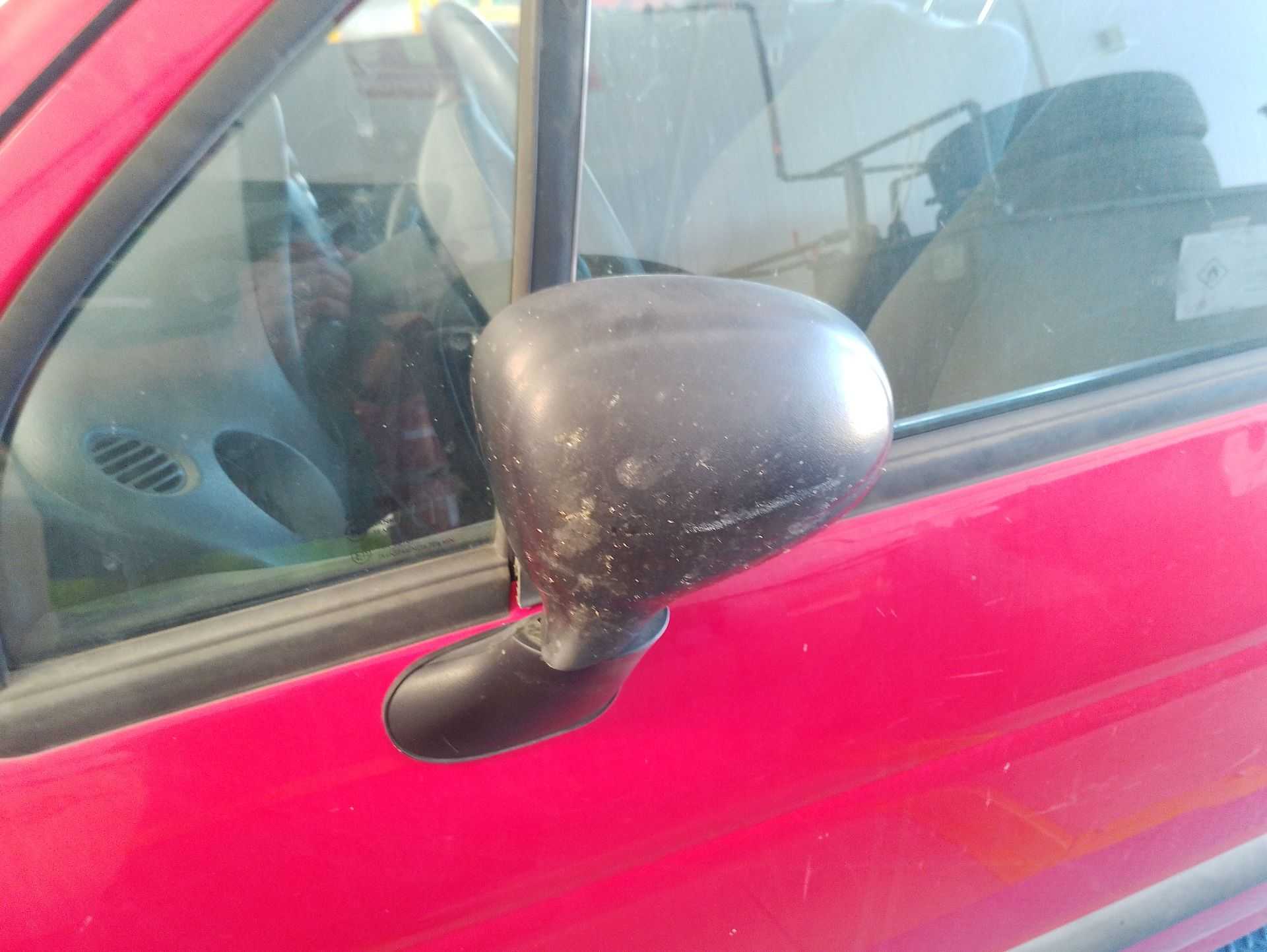 Recambio de retrovisor izquierdo para chevrolet spark (m150) 0.8 referencia OEM IAM 95211926  