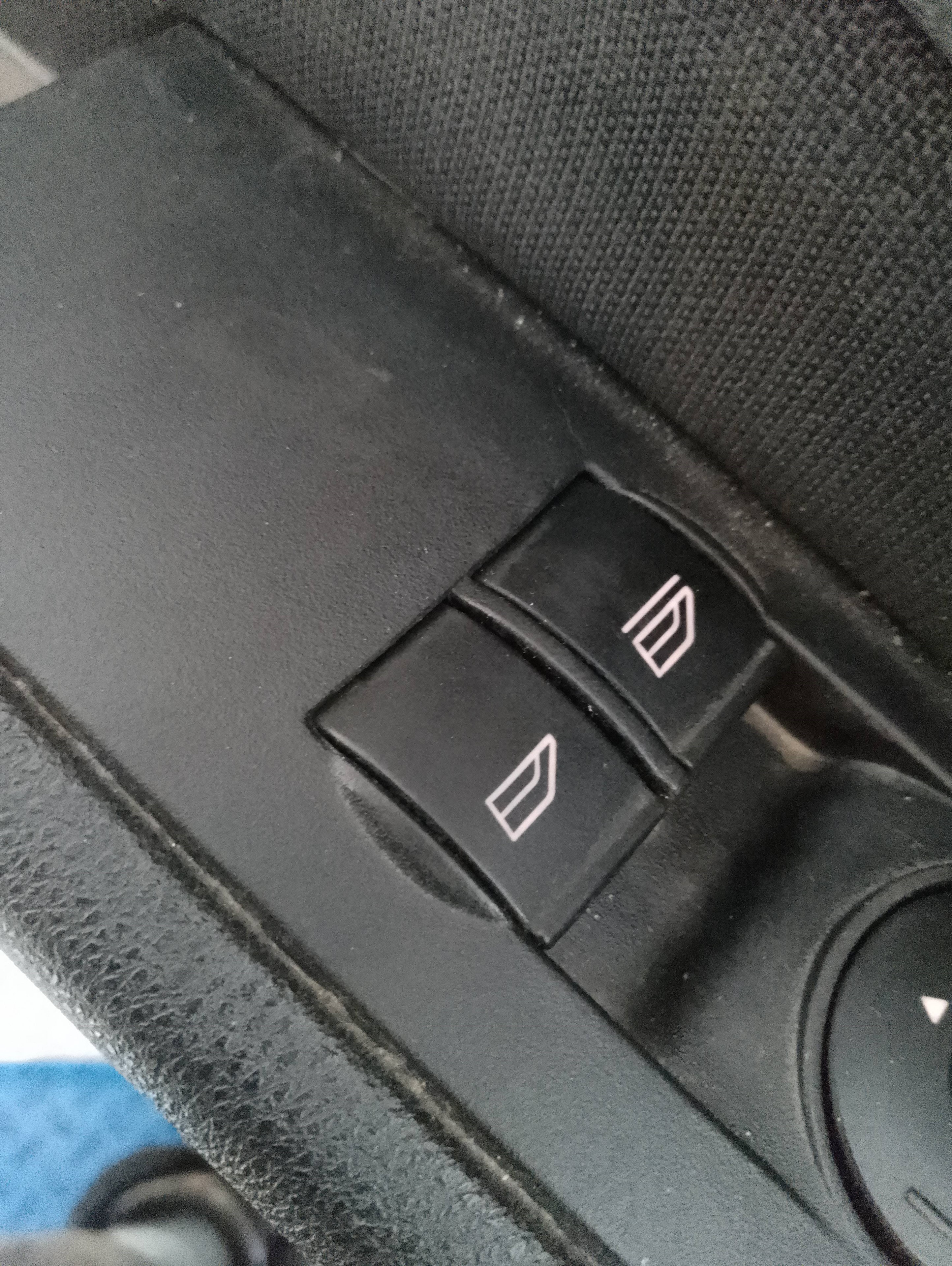 Recambio de mando elevalunas delantero izquierdo para ford focus berlina (cap) ambiente (d) referencia OEM IAM   