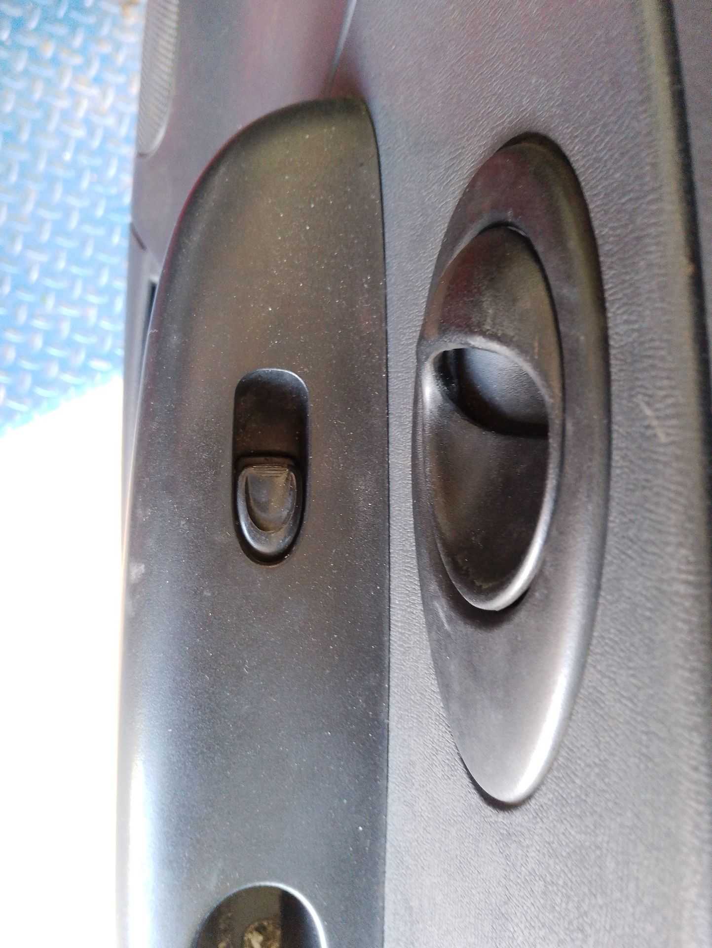 Recambio de mando elevalunas delantero derecho para chevrolet spark (m150) 0.8 referencia OEM IAM   