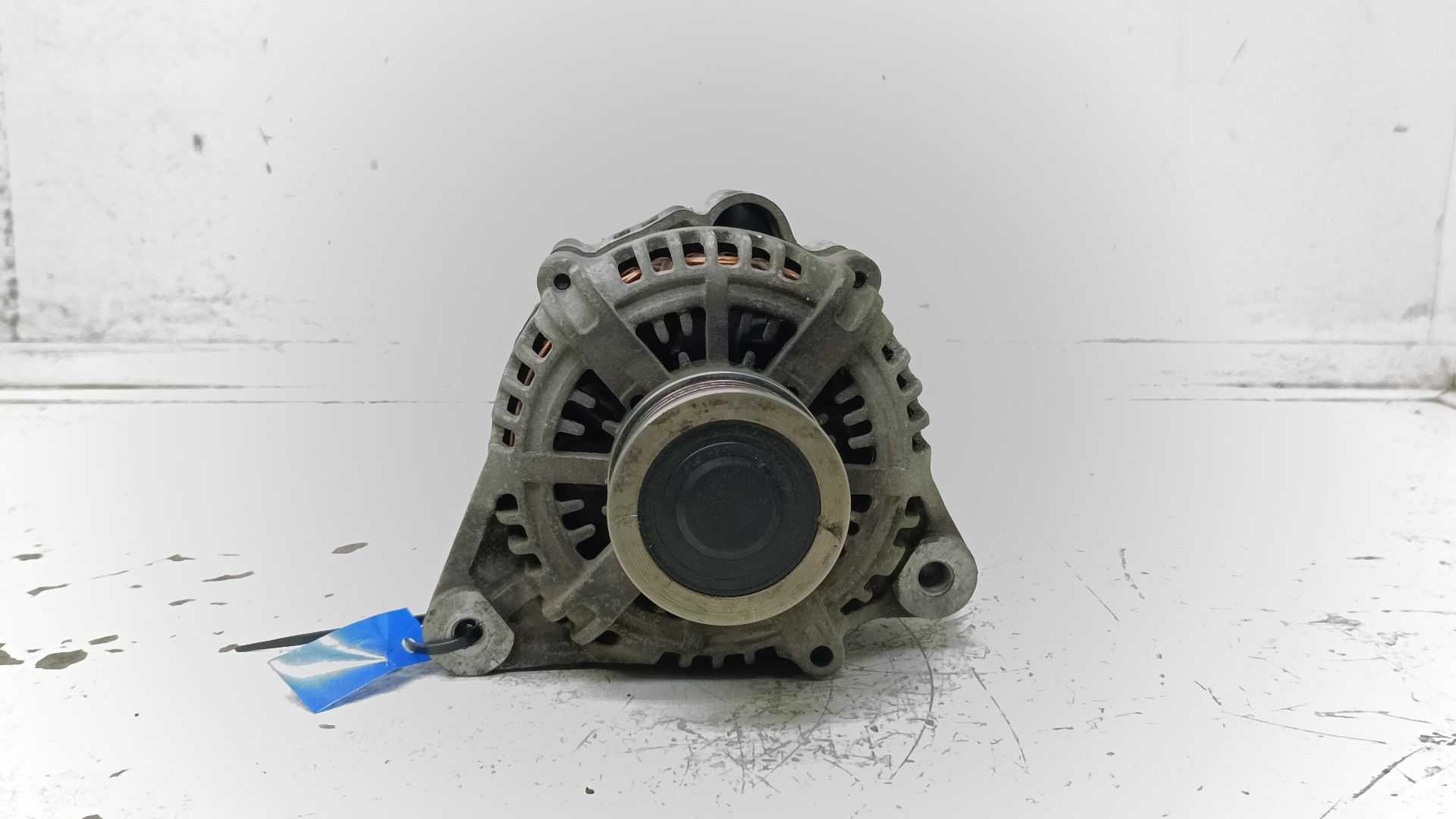 Recambio de alternador para kia cerato 2.0 ex crdi berlina (4-ptas.) referencia OEM IAM 3730027012 021319112 