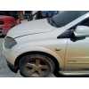 Recambio de aleta delantera izquierda para ssangyong kyron 2.0 xdi referencia OEM IAM 5181109100  