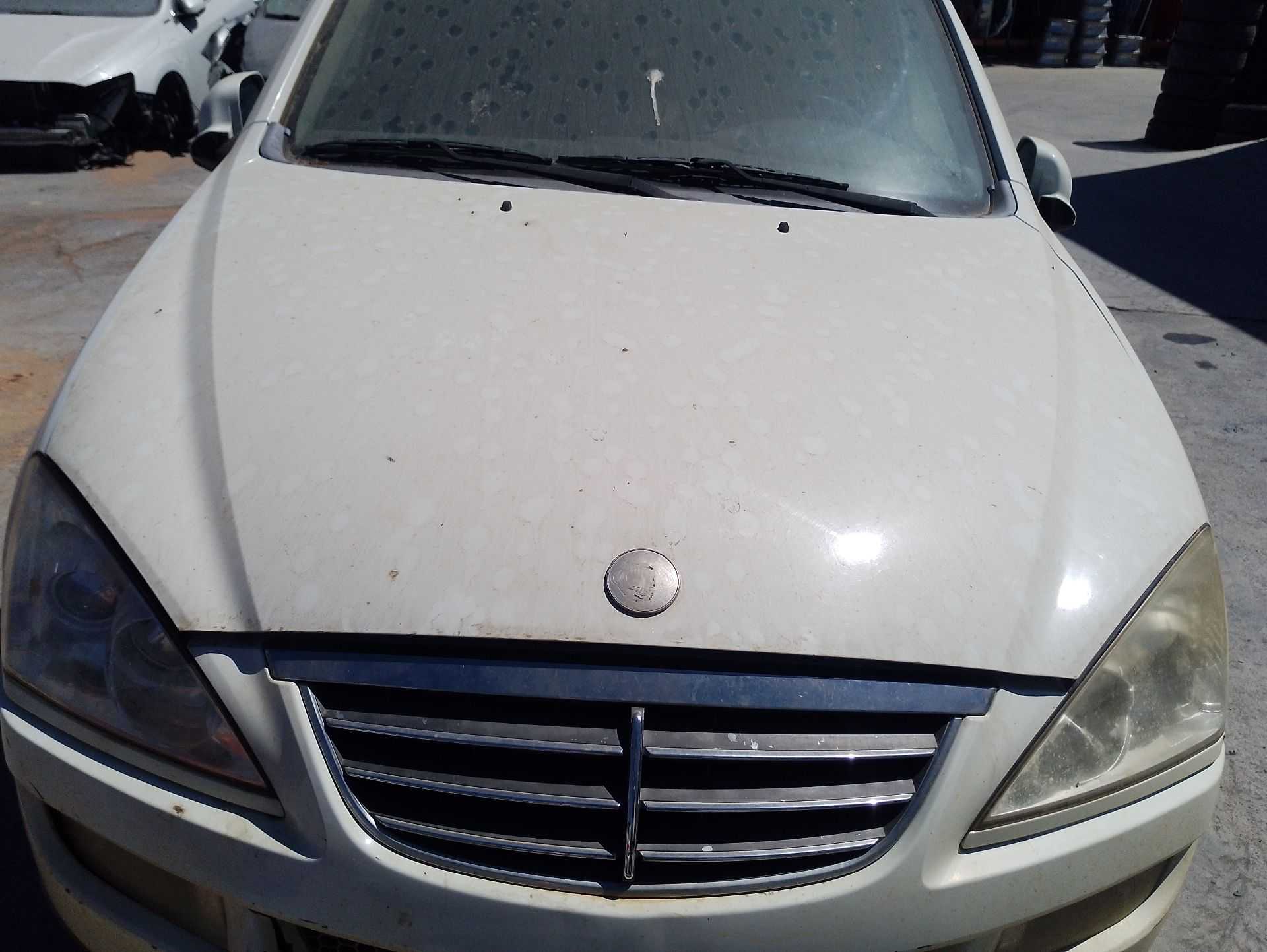 Recambio de capot delantero para ssangyong kyron 2.0 xdi referencia OEM IAM 6101109112  