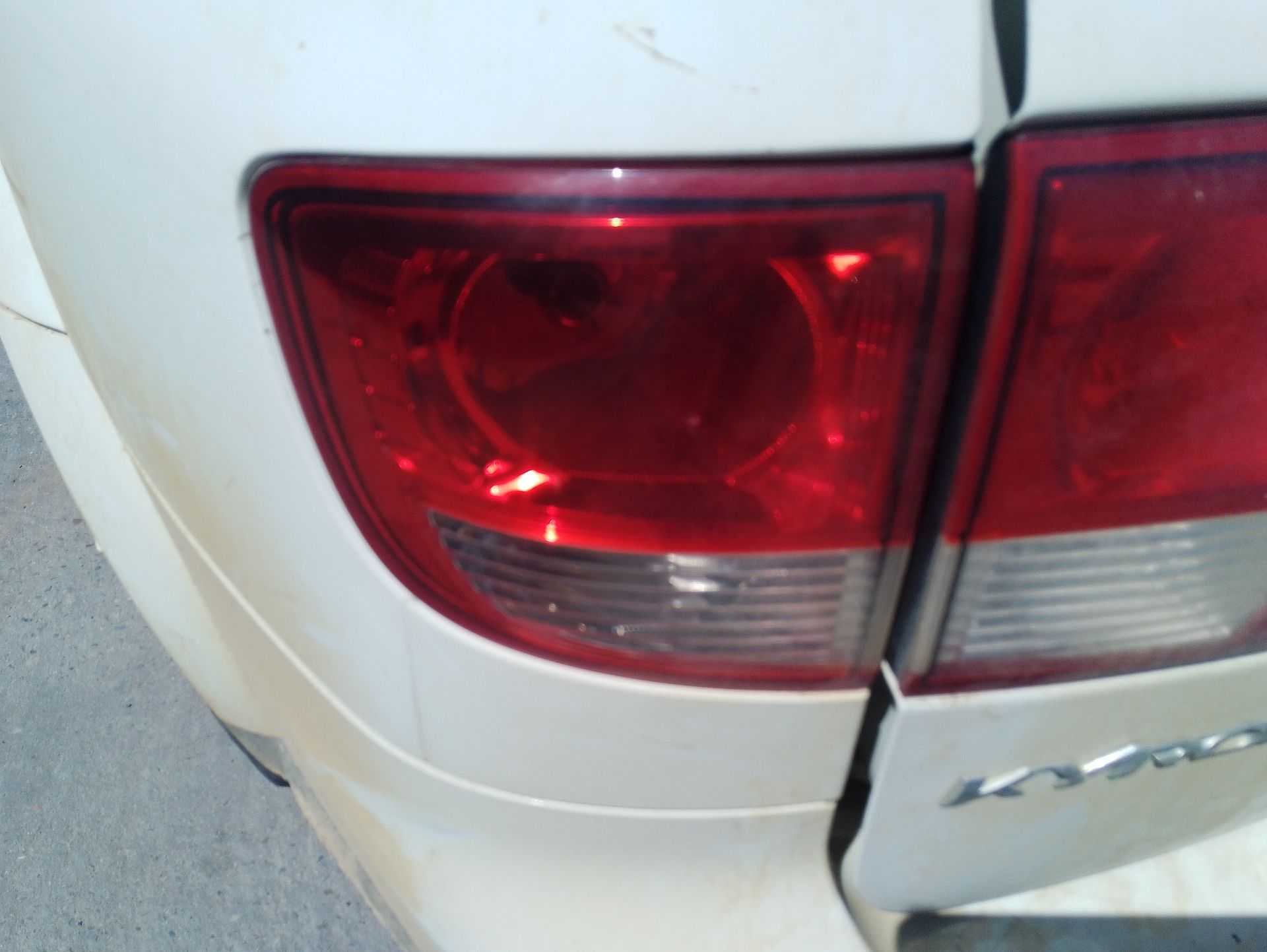 Recambio de piloto trasero izquierdo para ssangyong kyron 2.0 xdi referencia OEM IAM 8360109002  