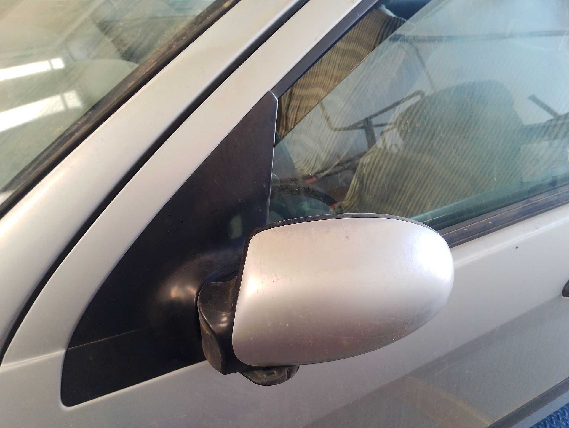 Recambio de retrovisor izquierdo para ford focus i sedán (dfw) 1.6 16v referencia OEM IAM 1347113 / 1133965  