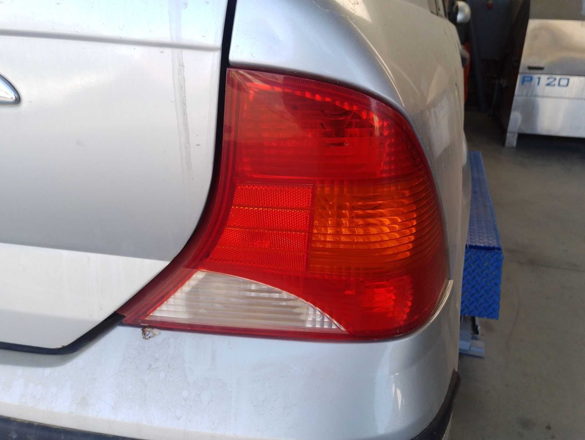 Recambio de piloto trasero derecho para ford focus i sedán (dfw) 1.6 16v referencia OEM IAM 1150021  