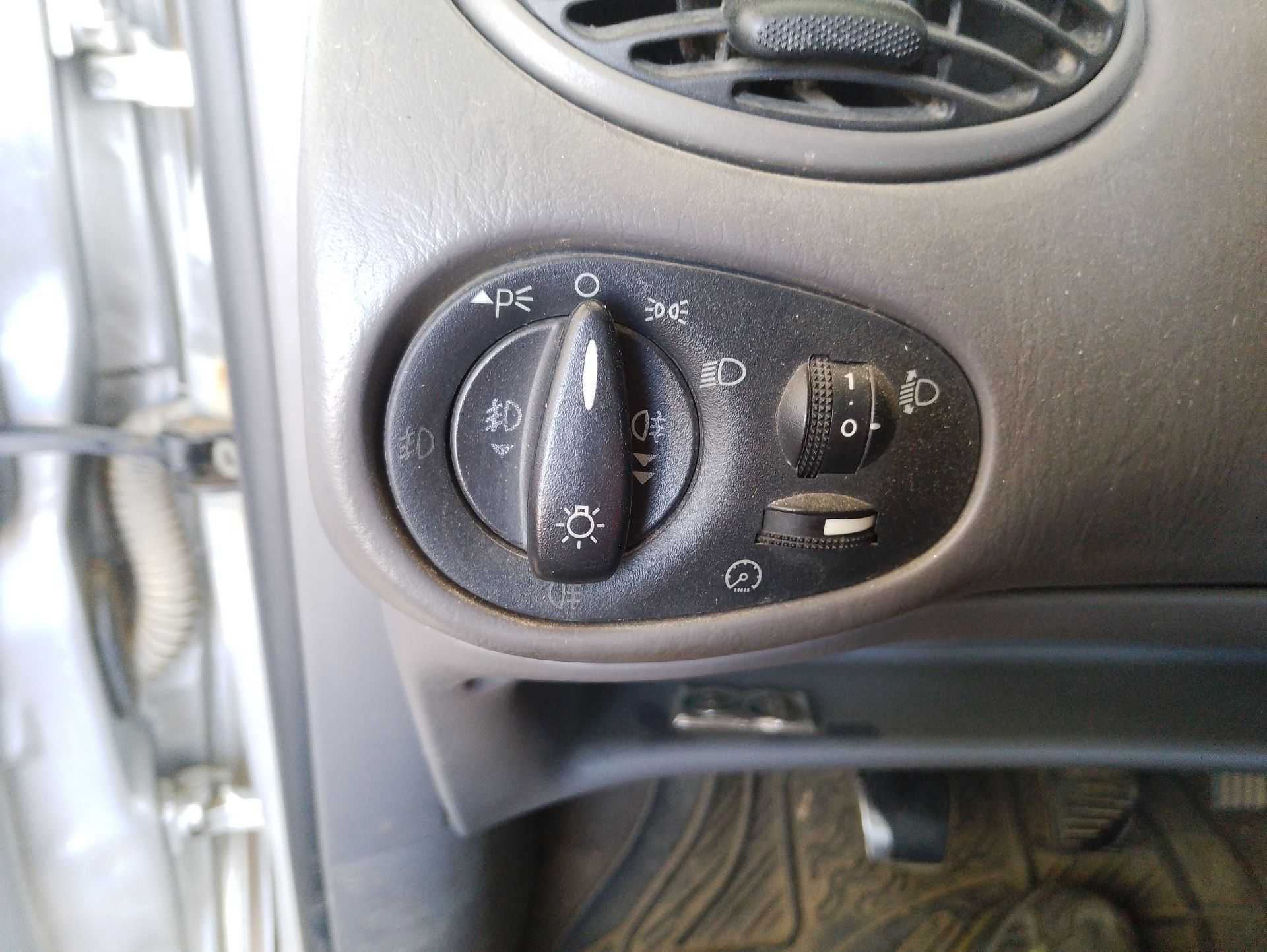 Recambio de mando luces para ford focus i sedán (dfw) 1.6 16v referencia OEM IAM   