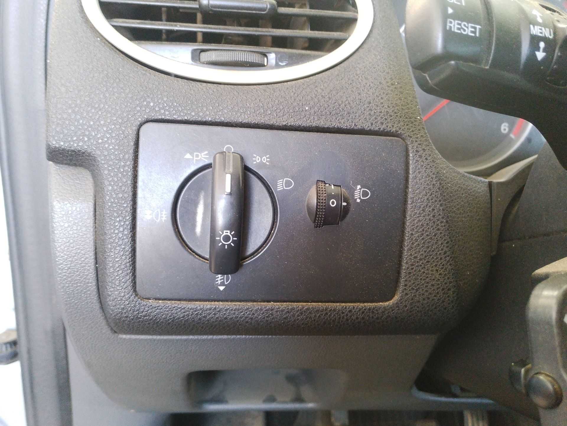 Recambio de mando luces para ford focus ii descapotable 2.0 tdci referencia OEM IAM   