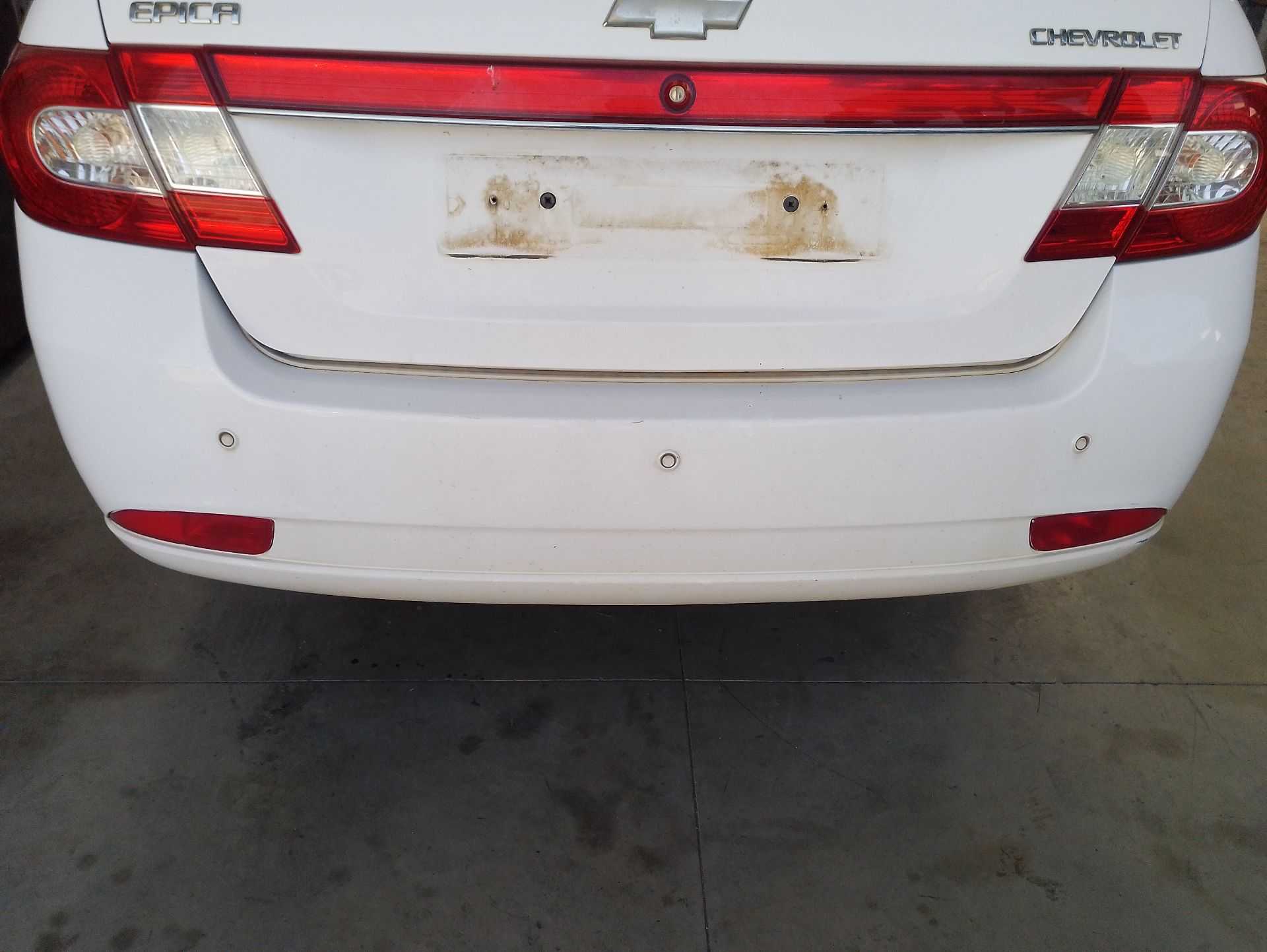 Recambio de paragolpes trasero para chevrolet epica (kl1_) 2.0 d referencia OEM IAM 93743295 / 96634922  