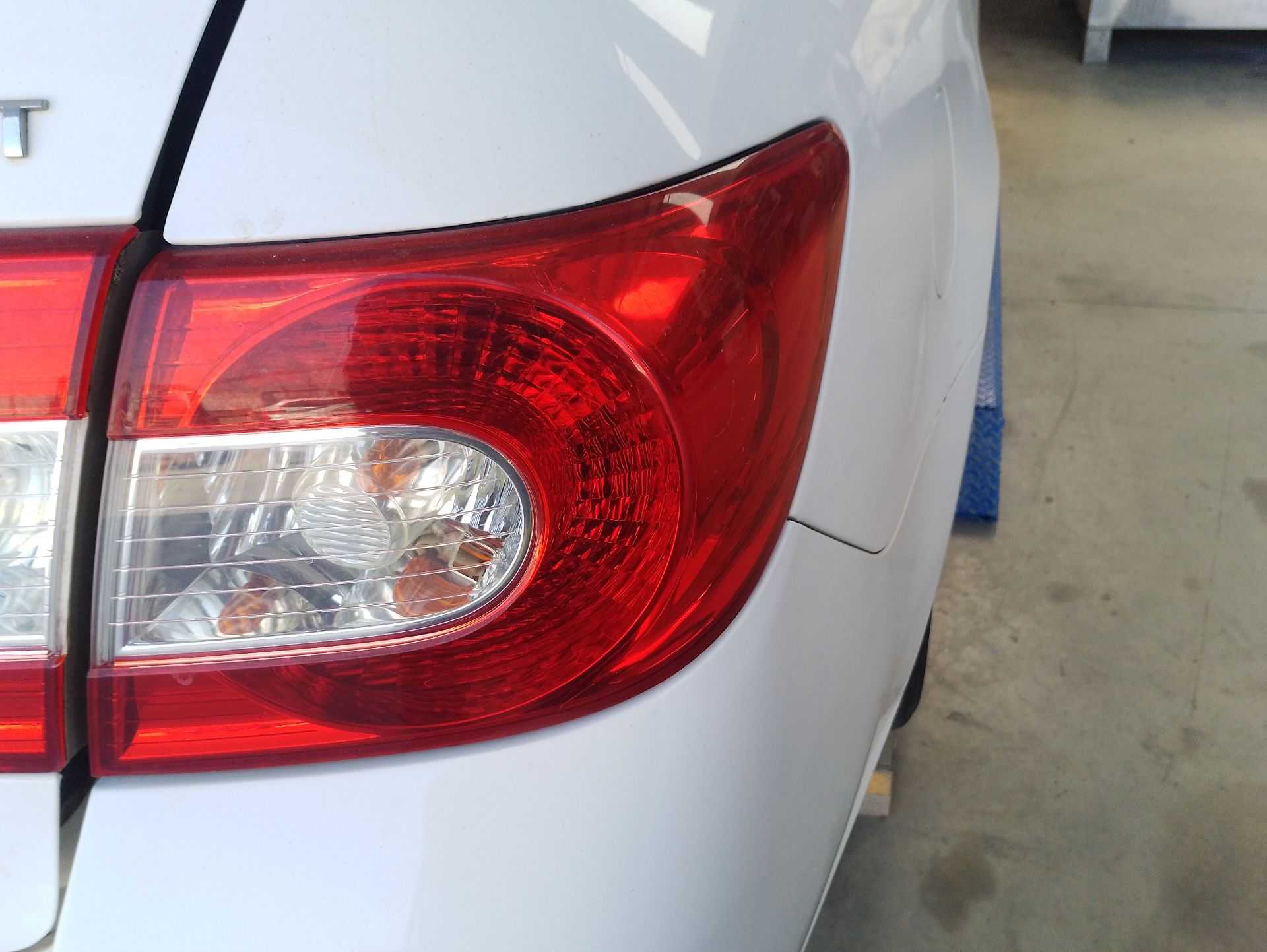 Recambio de piloto trasero derecho para chevrolet epica (kl1_) 2.0 d referencia OEM IAM 96990634  