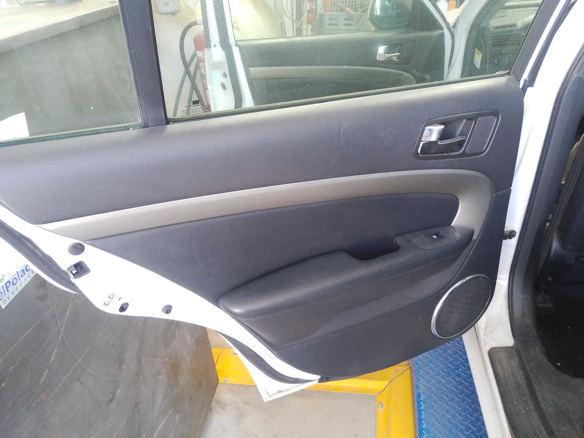 Recambio de guarnecido puerta trasera izquierda para chevrolet epica (kl1_) 2.0 d referencia OEM IAM   