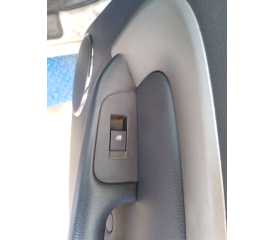 MANDO ELEVALUNAS TRASERO DERECHO 96645210 