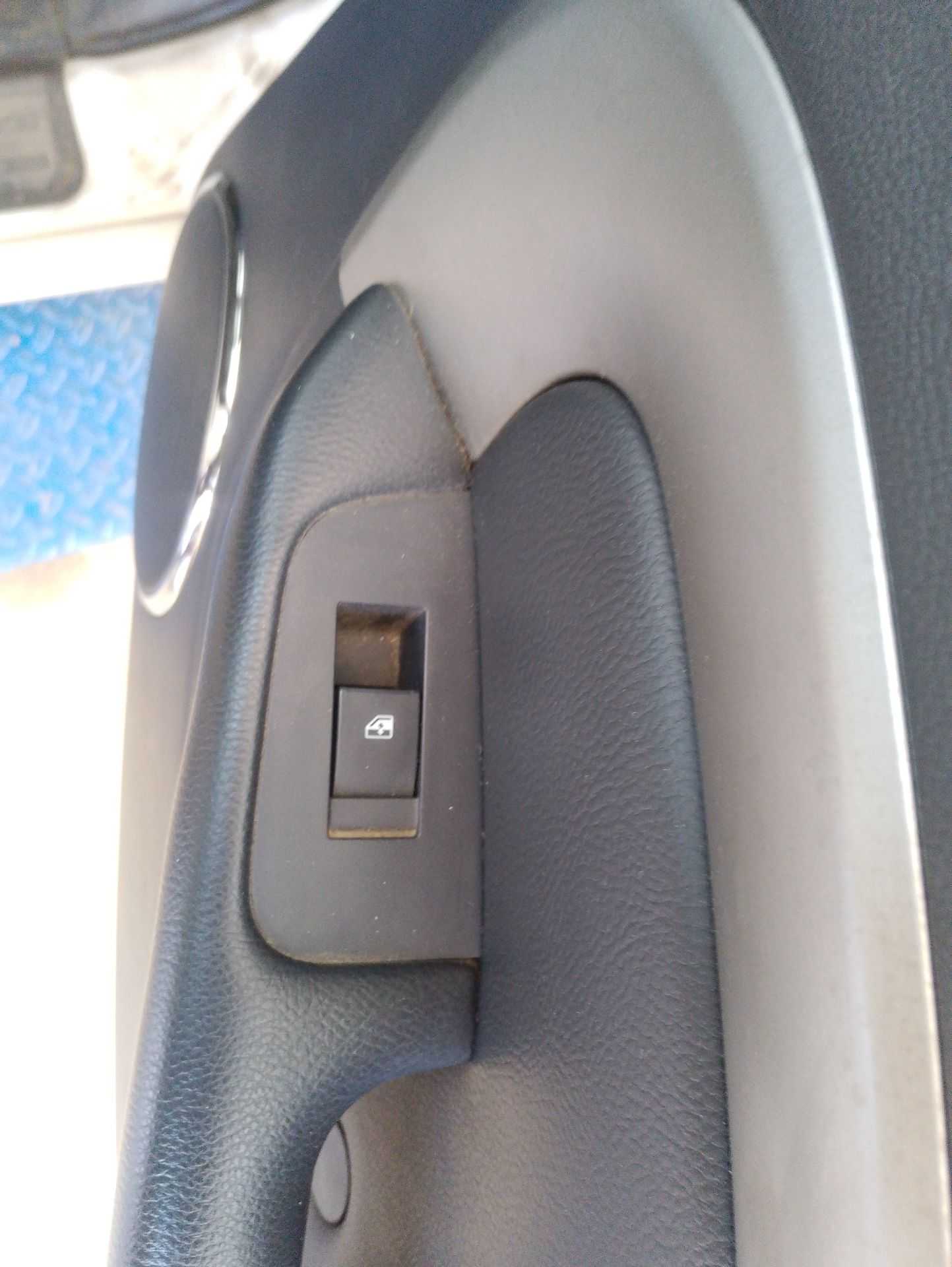 Recambio de mando elevalunas trasero derecho para chevrolet epica (kl1_) 2.0 d referencia OEM IAM 96645210  