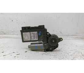 MOTOR ELEVALUNAS TRASERO DERECHO 8E959802A 105849108 