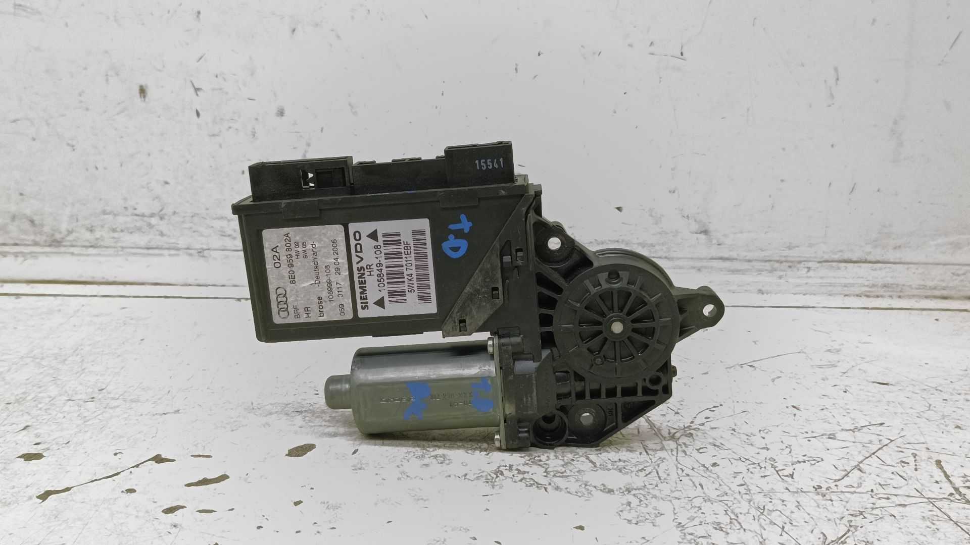 Recambio de motor elevalunas trasero derecho para audi a4 berlina (8e) 2.0 referencia OEM IAM 8E959802A 105849108 