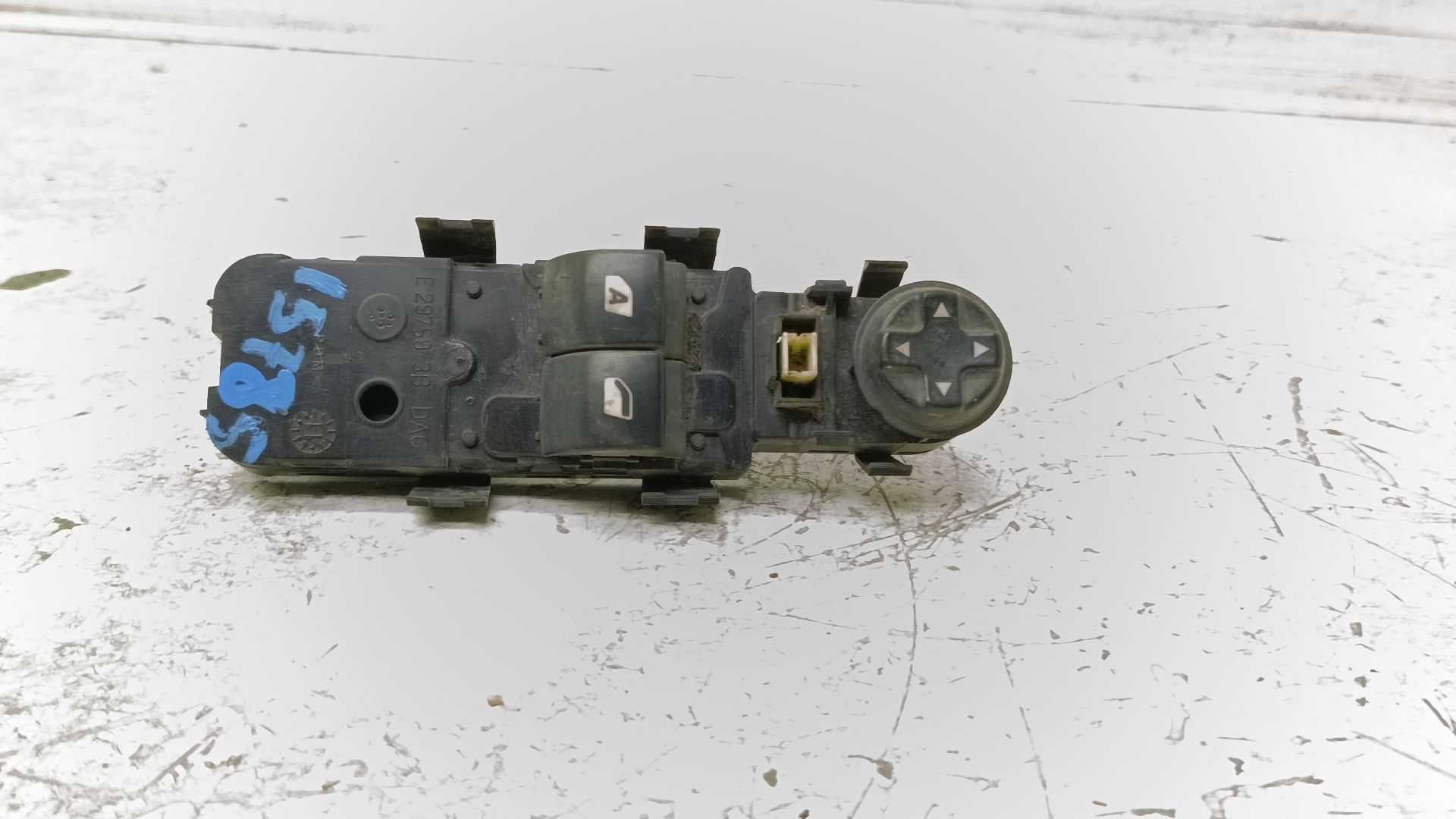 Recambio de mando elevalunas delantero izquierdo para citroën c3 picasso 1.6 hdi fap referencia OEM IAM 96548591XT  