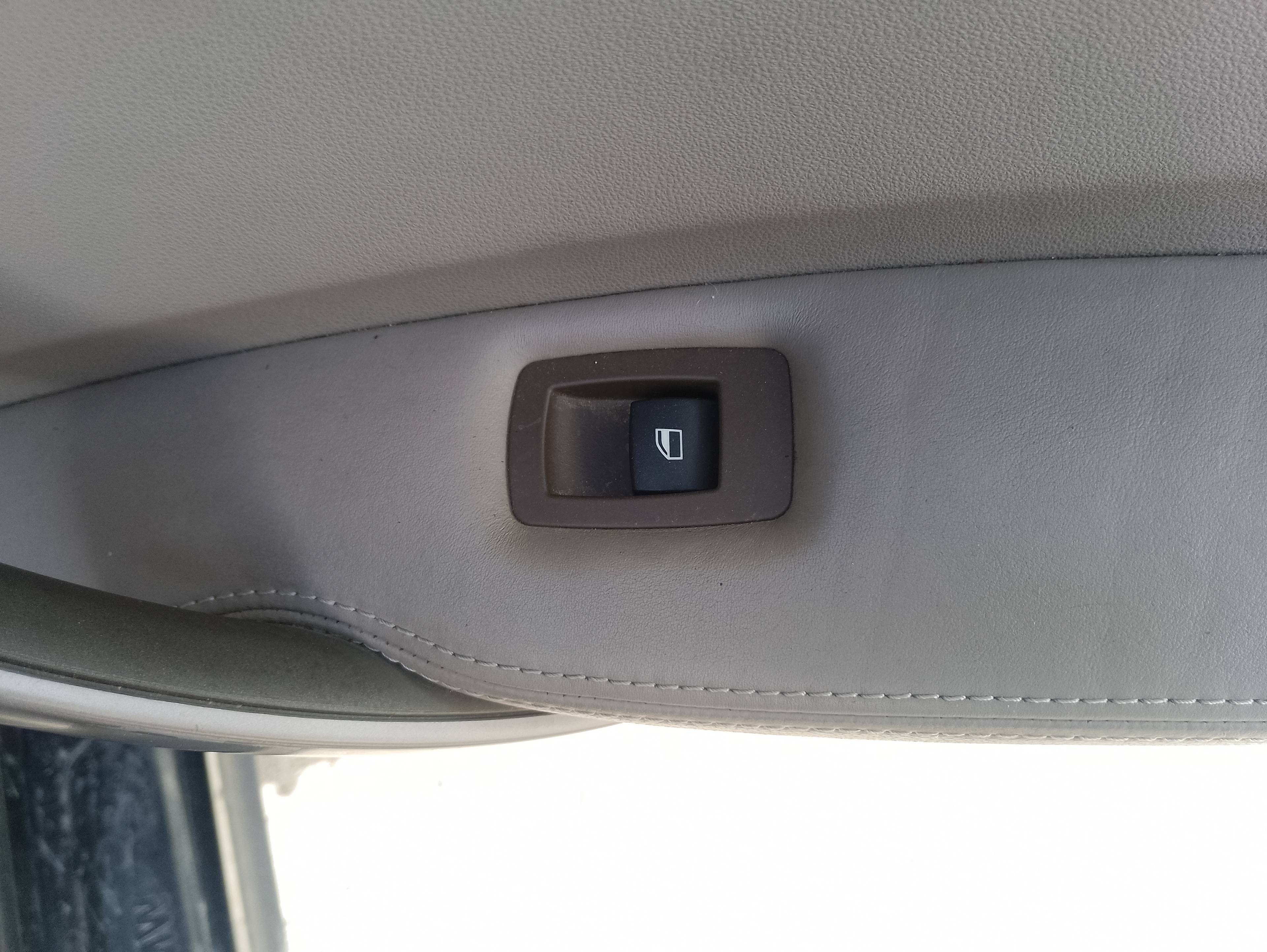 Recambio de mando elevalunas trasero derecho para bmw serie 1 berlina (e81/e87) 118d referencia OEM IAM   