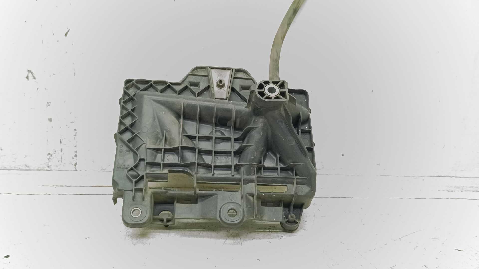 Recambio de soporte bateria para volkswagen polo (6r1) 1.6 tdi referencia OEM IAM 6Q09153317D  