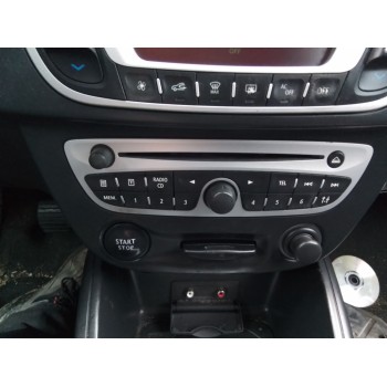 SISTEMA AUDIO / RADIO CD 