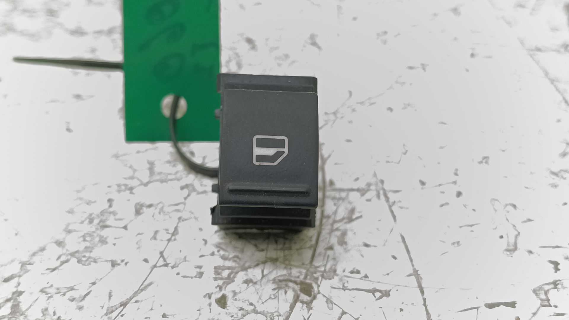 Recambio de mando elevalunas trasero izquierdo para volkswagen golf v (1k1) 1.9 tdi referencia OEM IAM 7L6959855CREH  