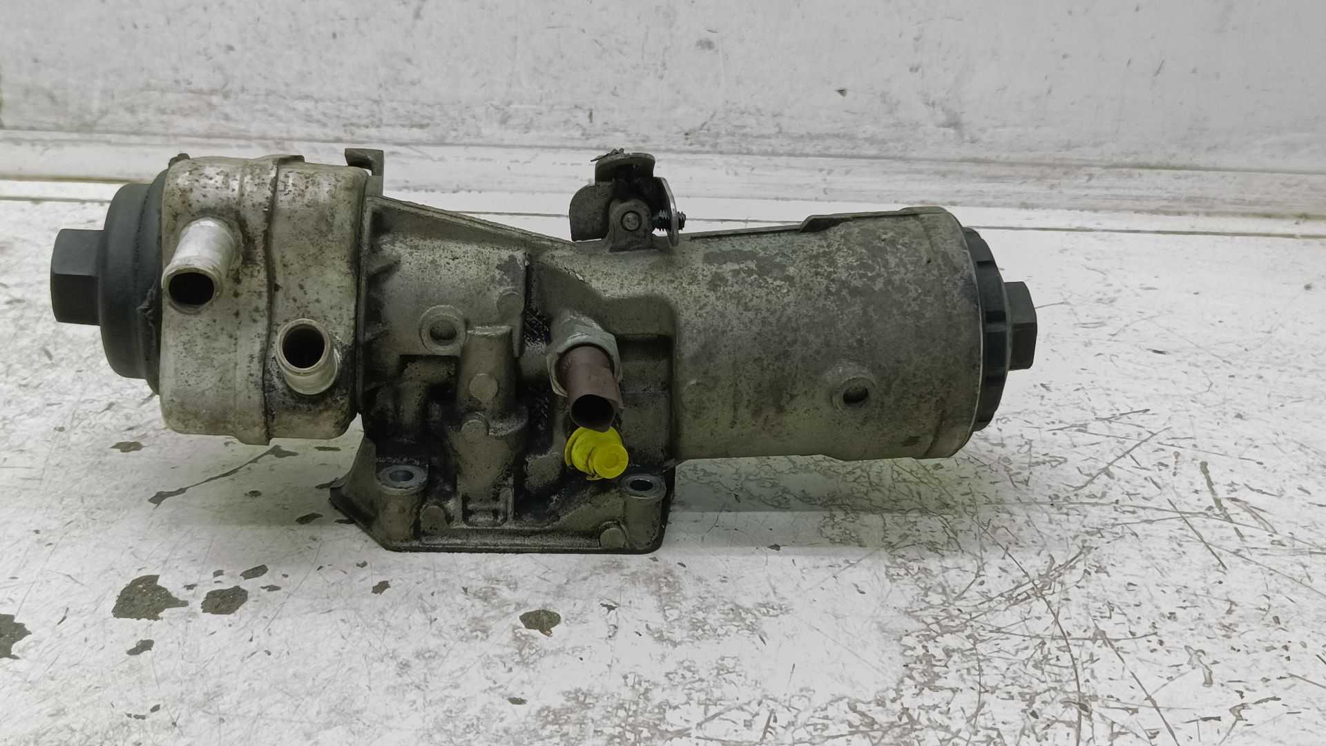 Recambio de enfriador aceite motor para volkswagen golf v (1k1) 1.9 tdi referencia OEM IAM 045115389J  