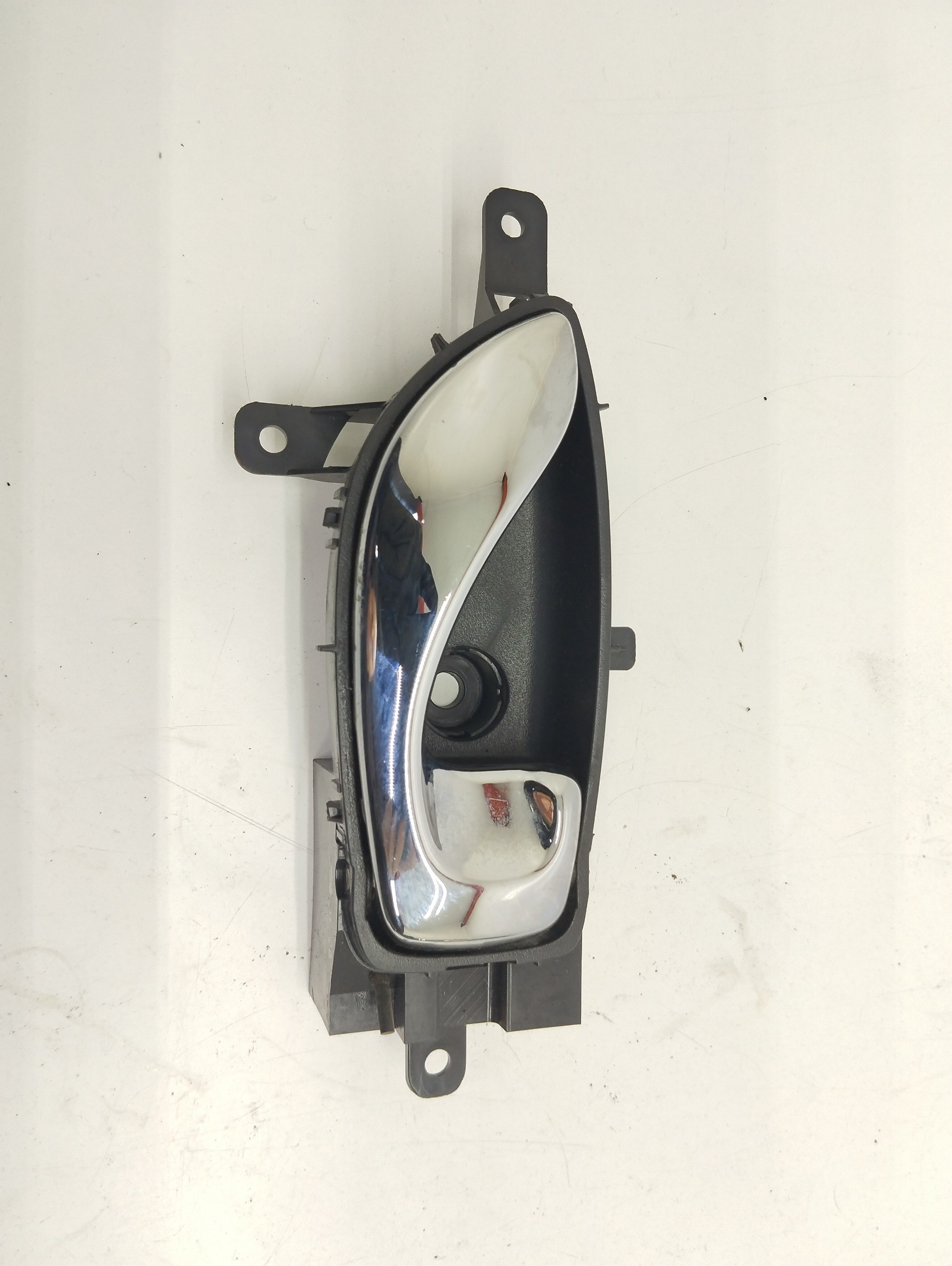 Recambio de maneta interior trasera derecha para renault koleos bose edition referencia OEM IAM 80670JY00A  