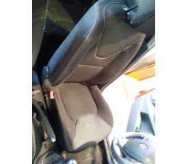 ASIENTO DELANTERO IZQUIERDO 