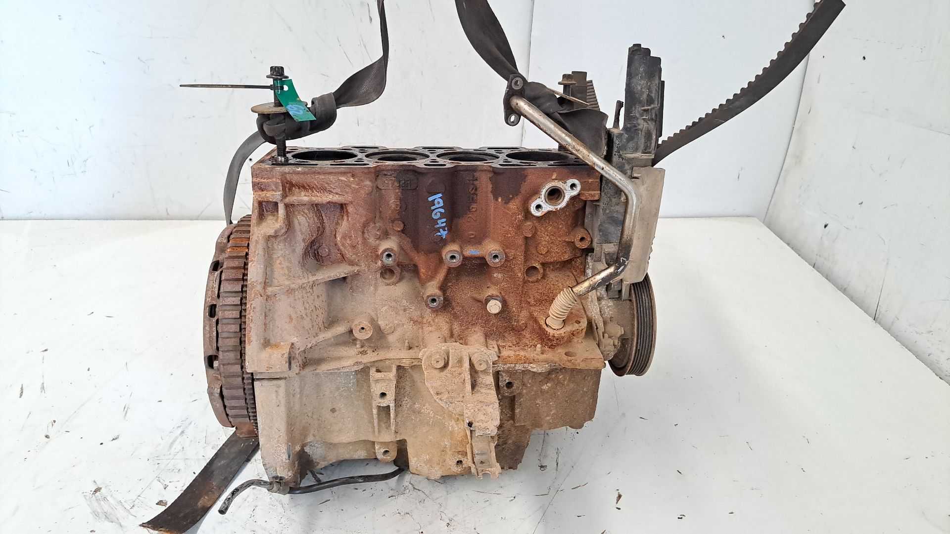 Recambio de bloque para renault kangoo profesional referencia OEM IAM K9K B6  