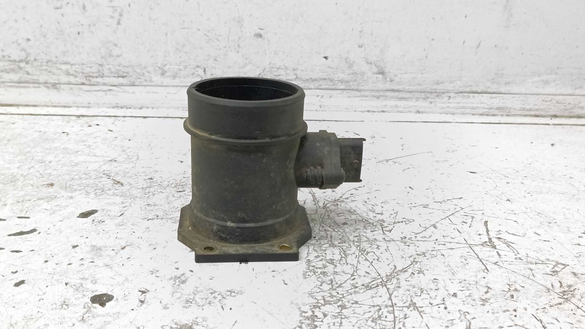 Recambio de caudalimetro para nissan terrano ii (r20) 2.7 tdi 4wd referencia OEM IAM   