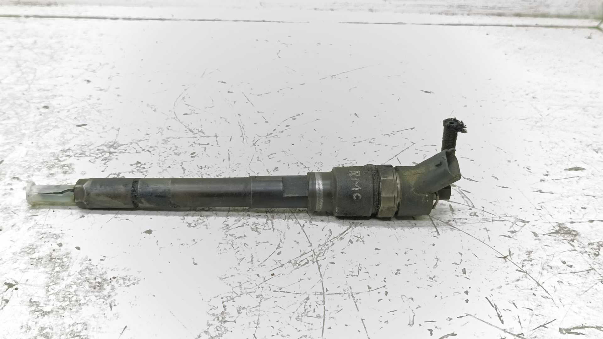 Recambio de inyector para kia carens 2.0 crdi ex monovolumen referencia OEM IAM 0445110258 3380027400 