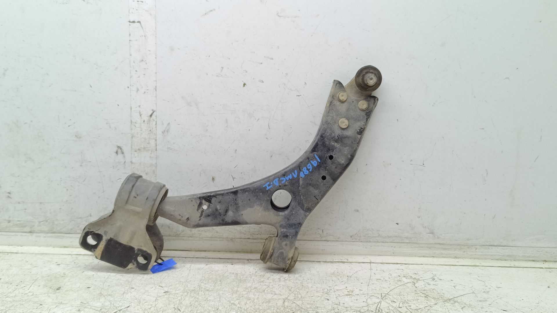 Recambio de brazo suspension inferior delantero izquierdo para ford focus lim. black&red referencia OEM IAM   