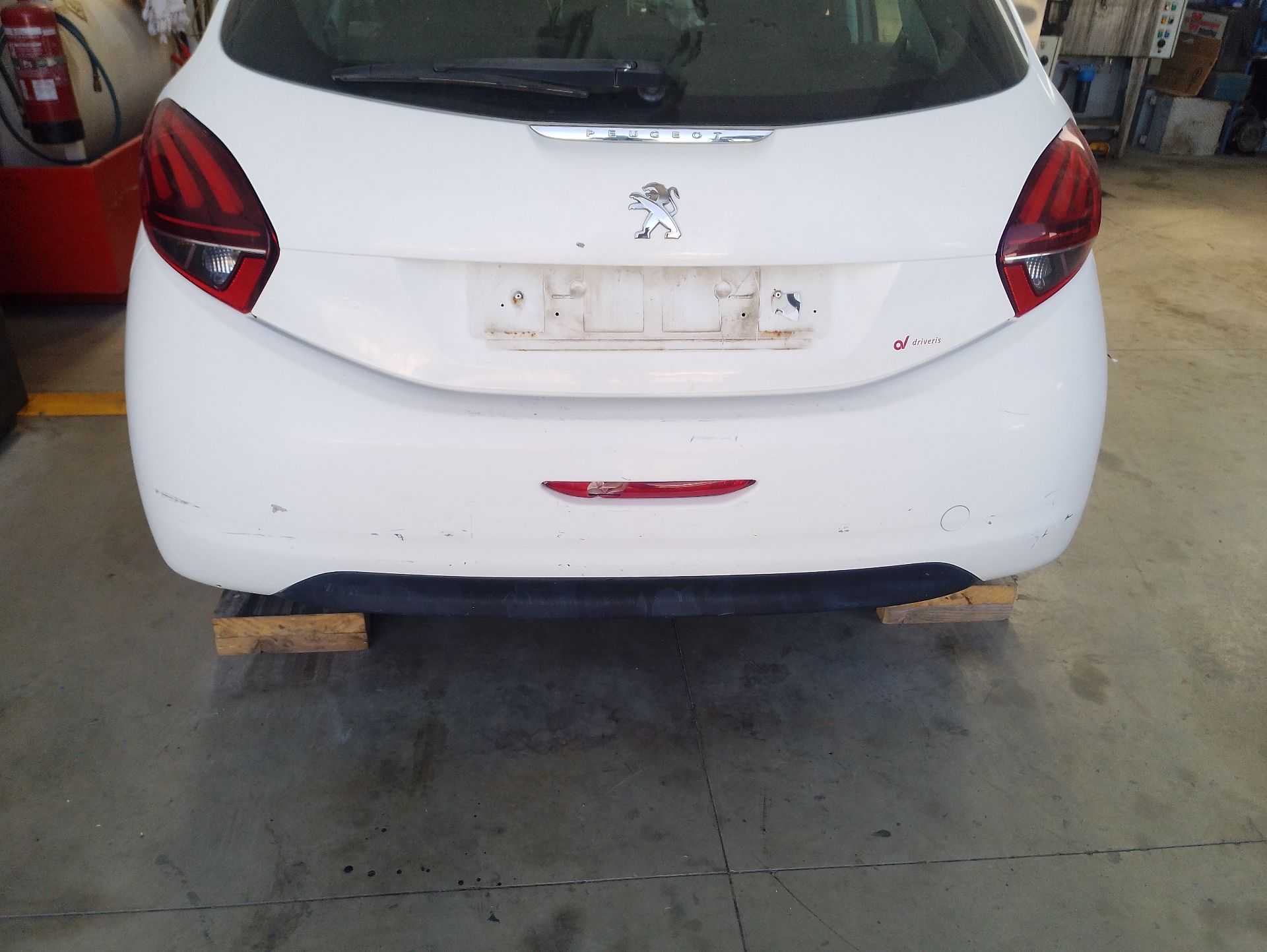 Recambio de paragolpes trasero para peugeot 208 i (ca_, cc_) 1.6 hdi / bluehdi 75 referencia OEM IAM 1607254580  
