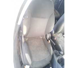 ASIENTO DELANTERO DERECHO 