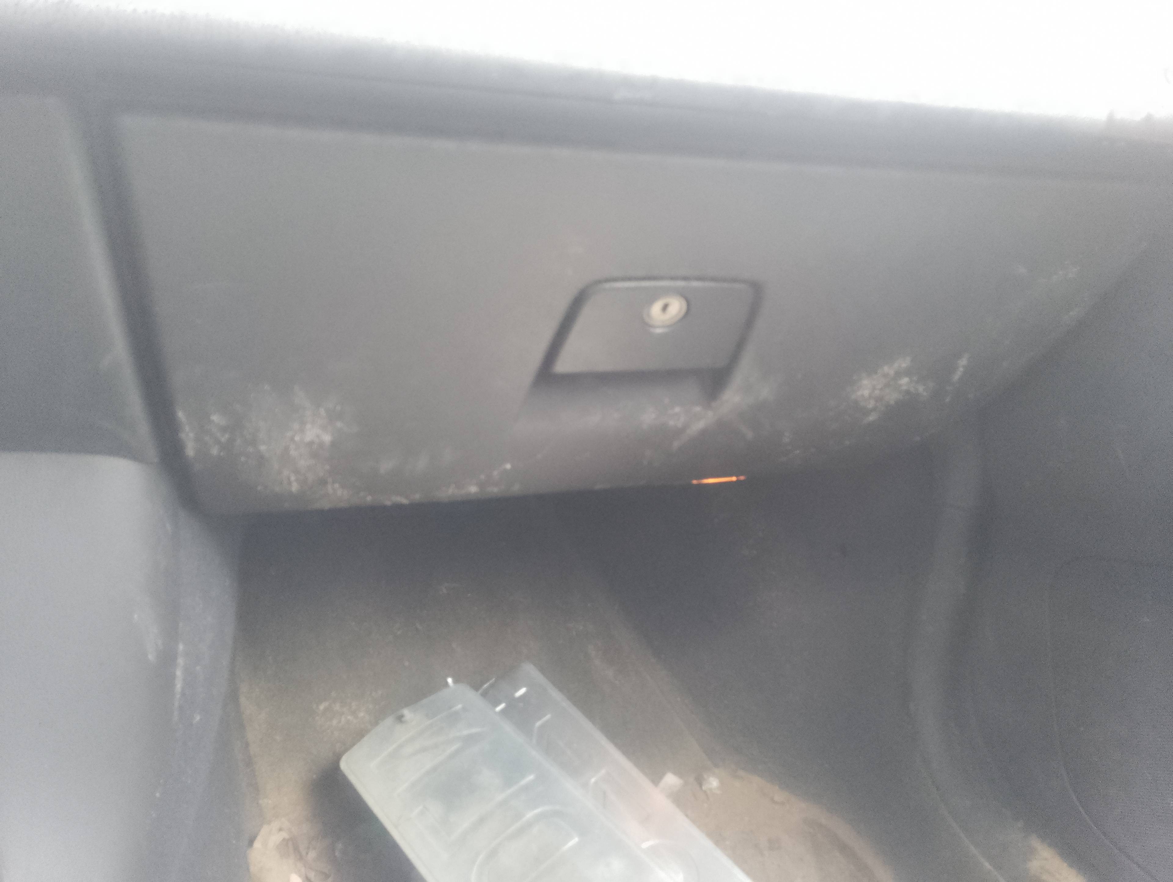 Recambio de guantera para volvo s40 berlina 2.0 d kinetic referencia OEM IAM   