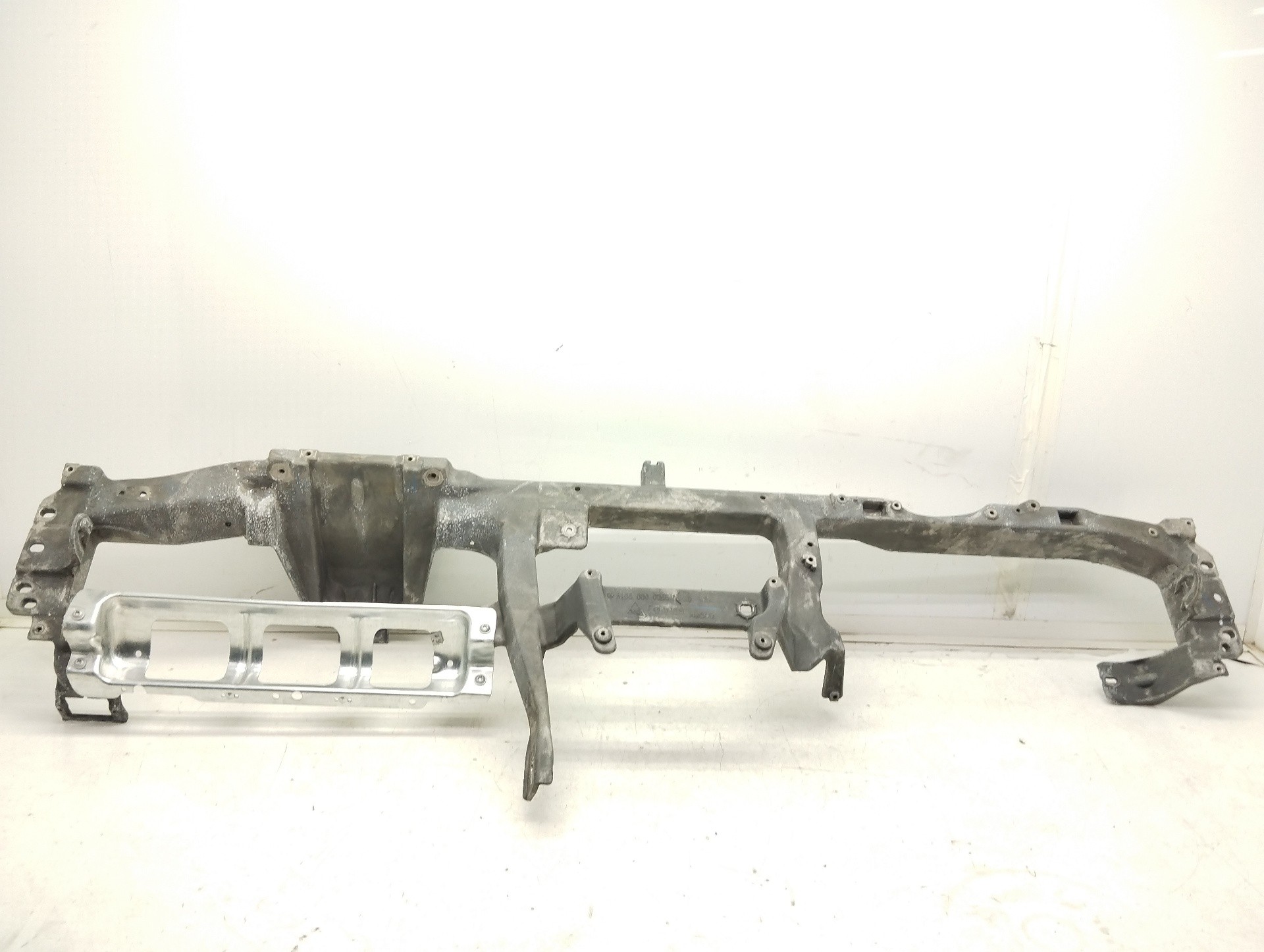 Recambio de traviesa salpicadero para mercedes-benz clase gle (w166) gle 350 d 4matic referencia OEM IAM A16668020355  