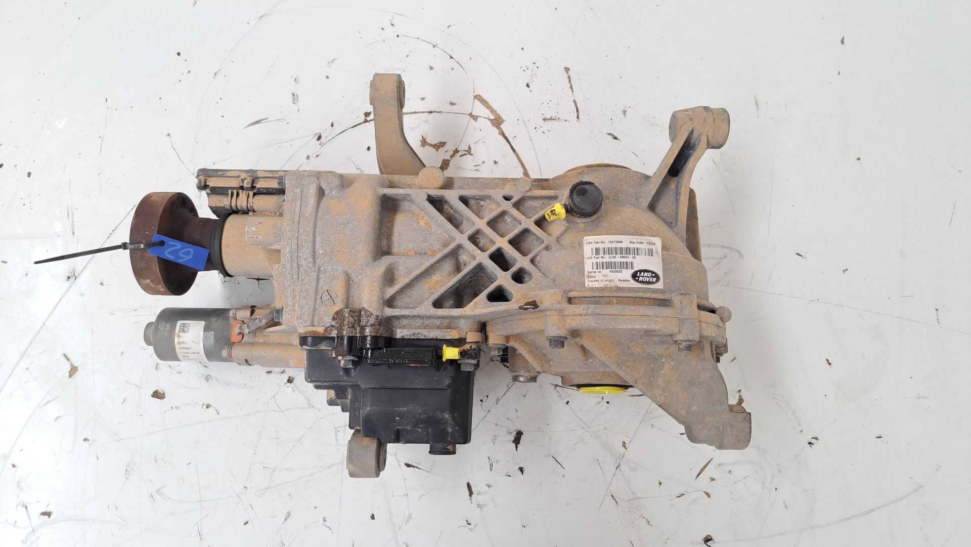 Recambio de diferencial trasero para land rover range rover evoque (l551) 2.0 d150 mhev 4x4 referencia OEM IAM gj324n053ac  
