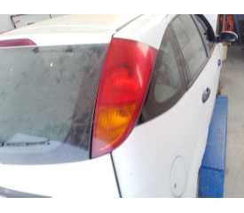 PILOTO TRASERO DERECHO 1214226 