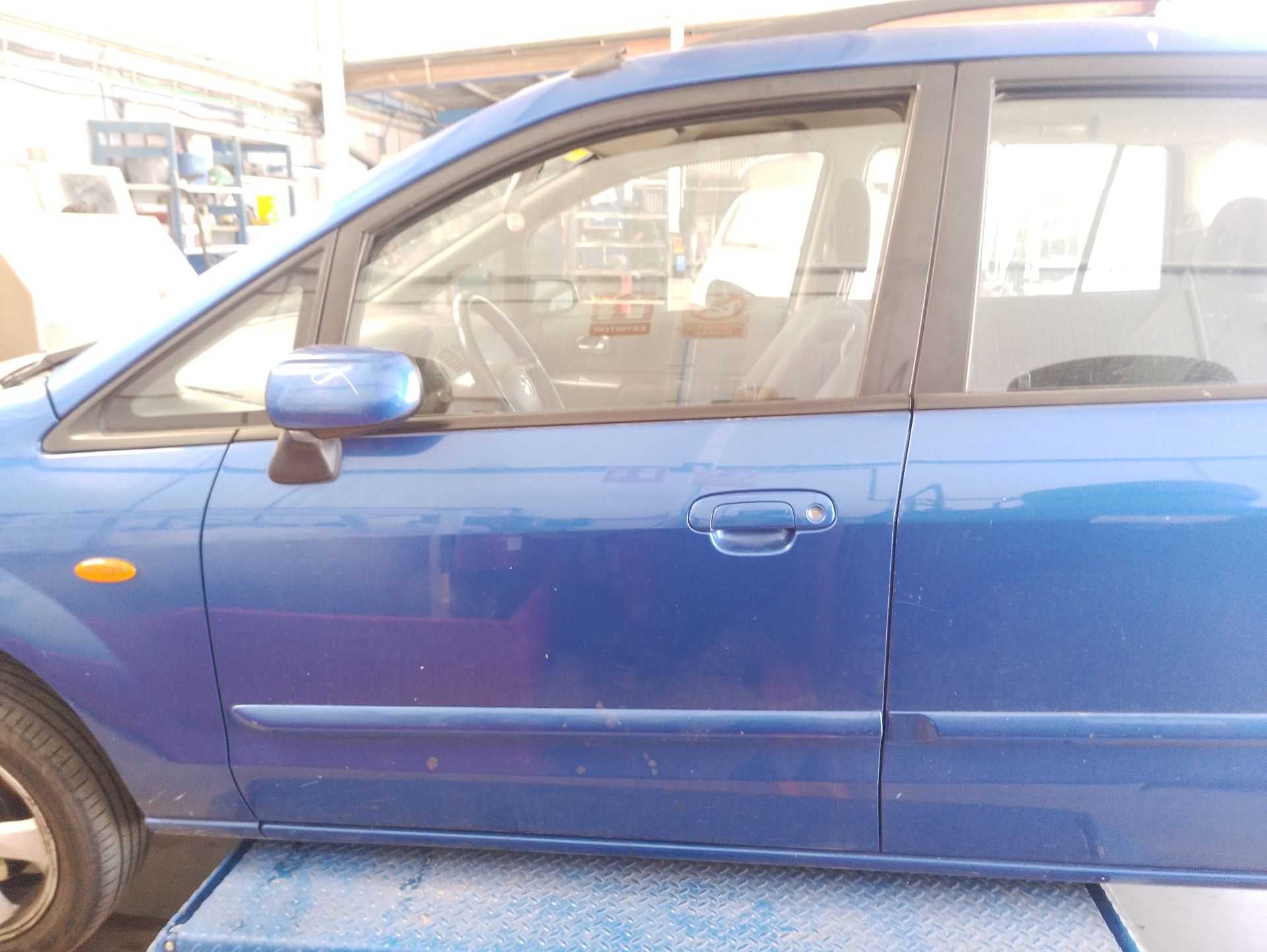 Recambio de puerta delantera izquierda para mazda premacy (cp) 2.0 td referencia OEM IAM C14559020C  