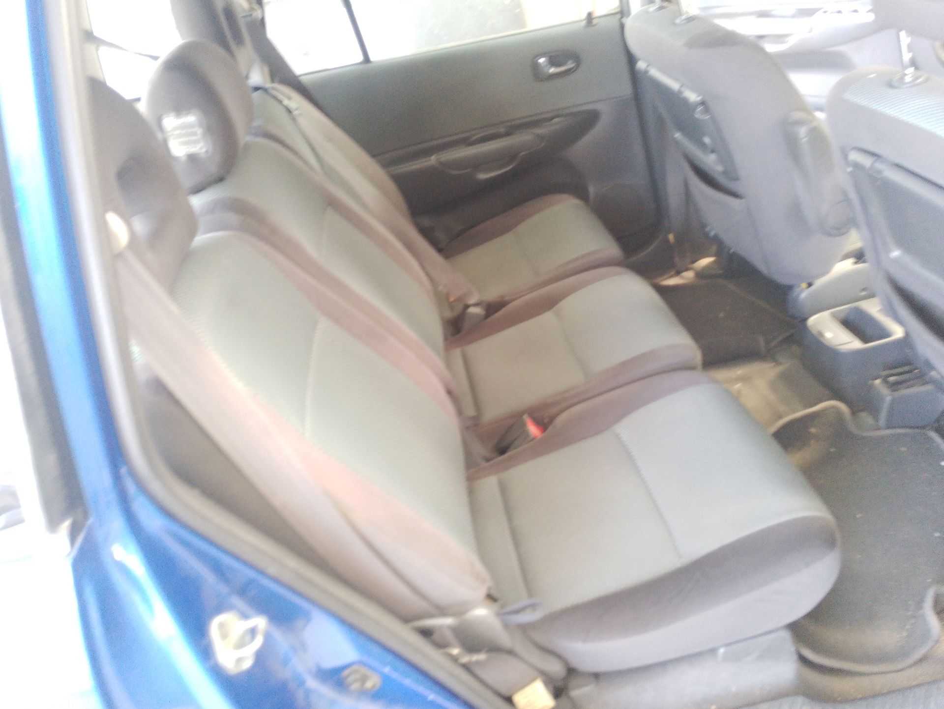 Recambio de asientos traseros para mazda premacy (cp) 2.0 td referencia OEM IAM   