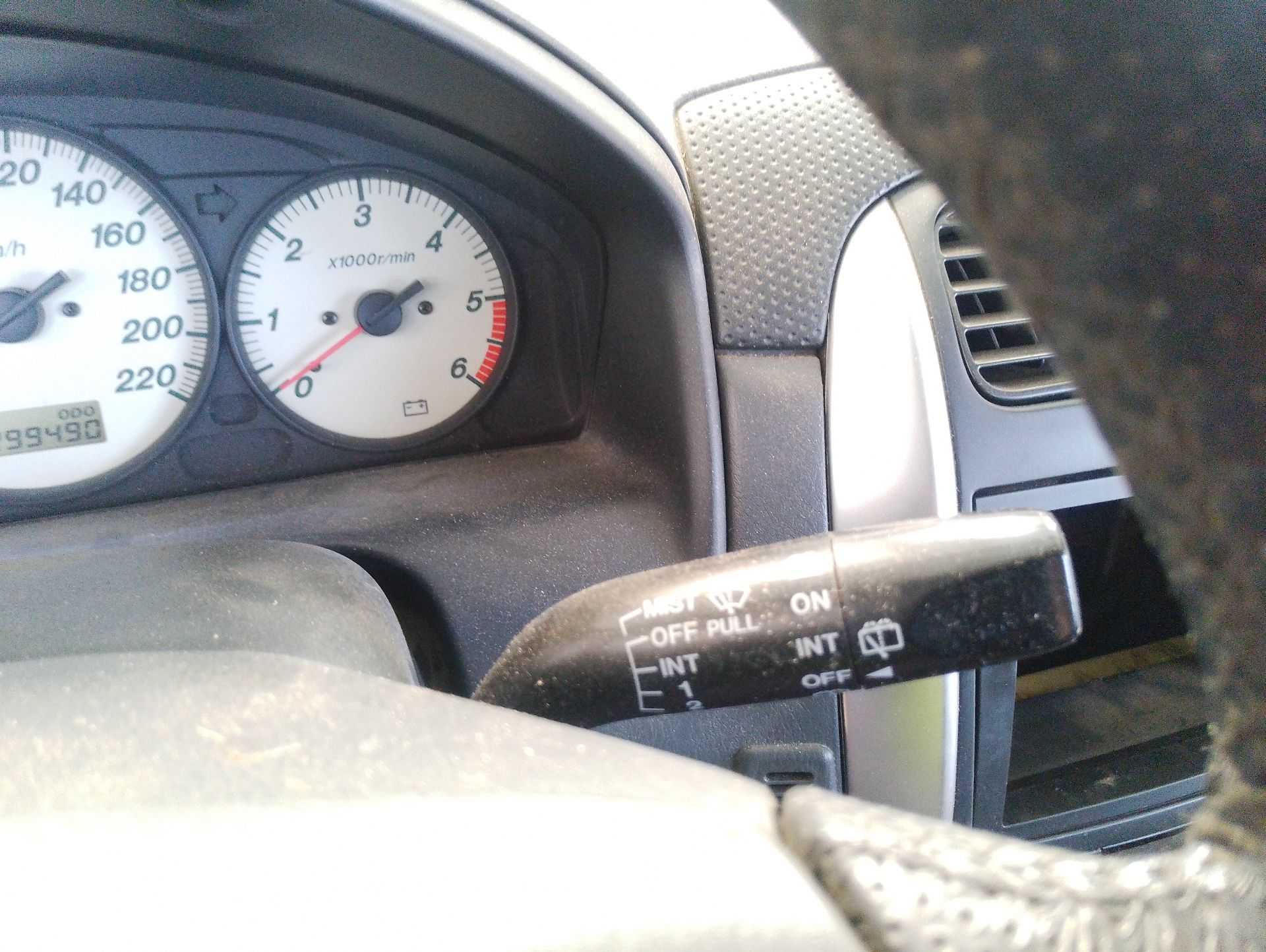 Recambio de mando limpia para mazda premacy (cp) 2.0 td referencia OEM IAM   