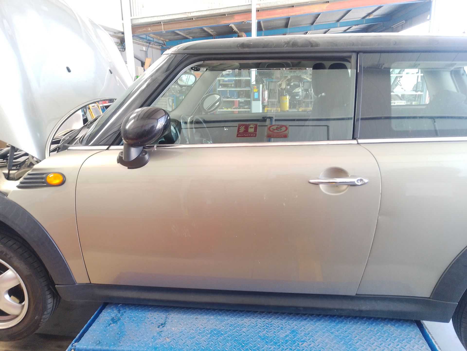 Recambio de puerta delantera izquierda para mini mini (r56) cooper d referencia OEM IAM 41009628767  