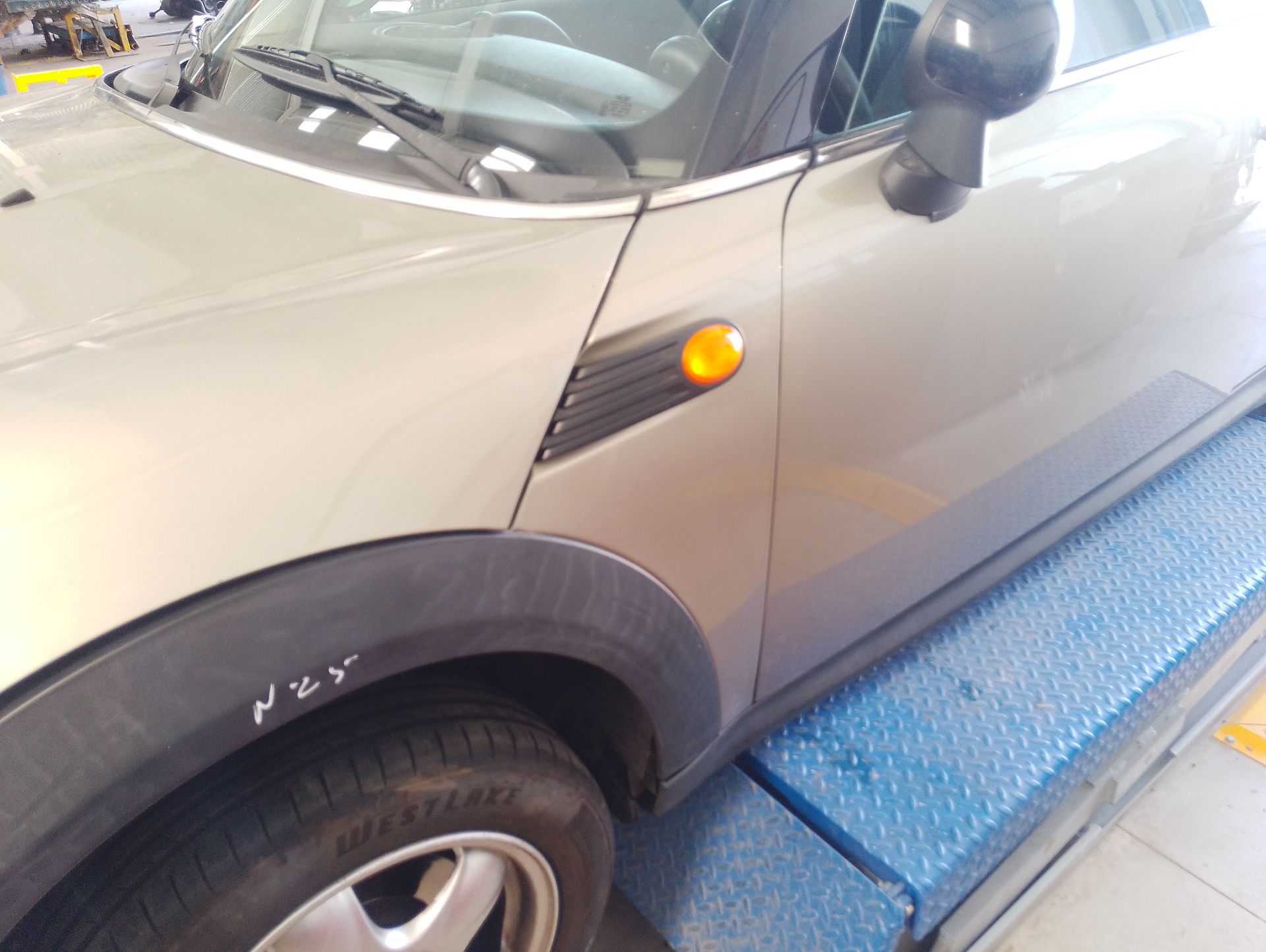Recambio de aleta delantera izquierda para mini mini (r56) cooper d referencia OEM IAM 41355A290A1  