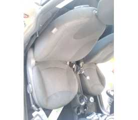 ASIENTO DELANTERO DERECHO 