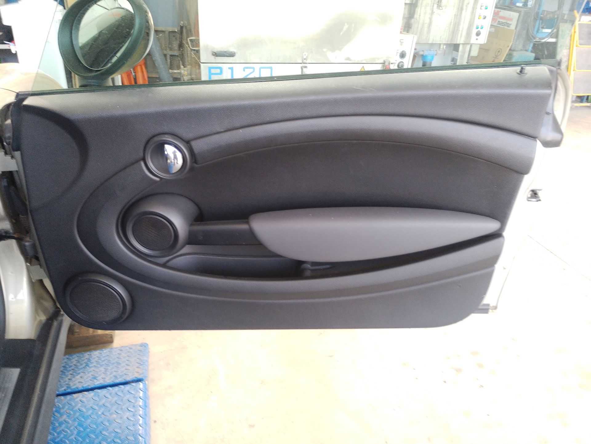 Recambio de guarnecido puerta delantera derecha para mini mini (r56) cooper d referencia OEM IAM   