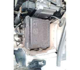 CAJA RELES / FUSIBLES 