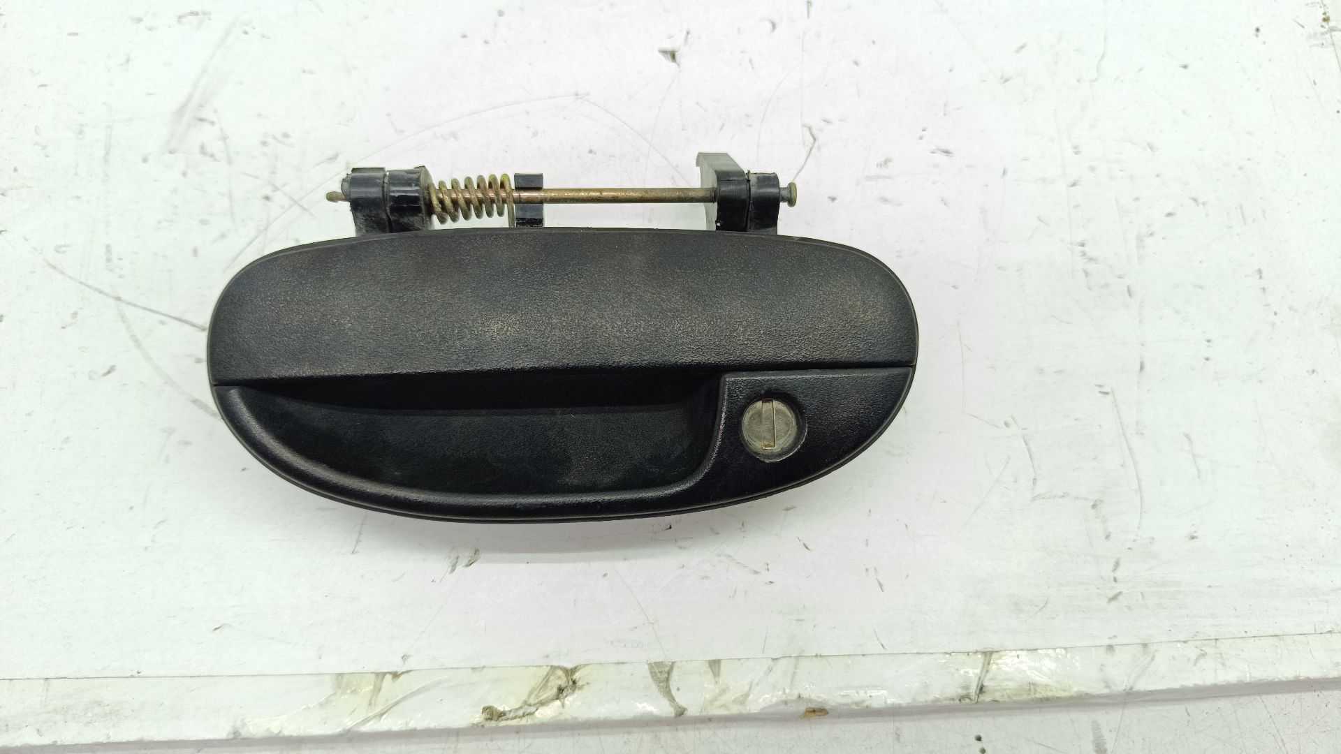 Recambio de maneta exterior delantera izquierda para daewoo lanos (klat) 1.3 referencia OEM IAM 96226249  